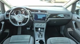 Financování Hatchback Volkswagen Touran 2021
