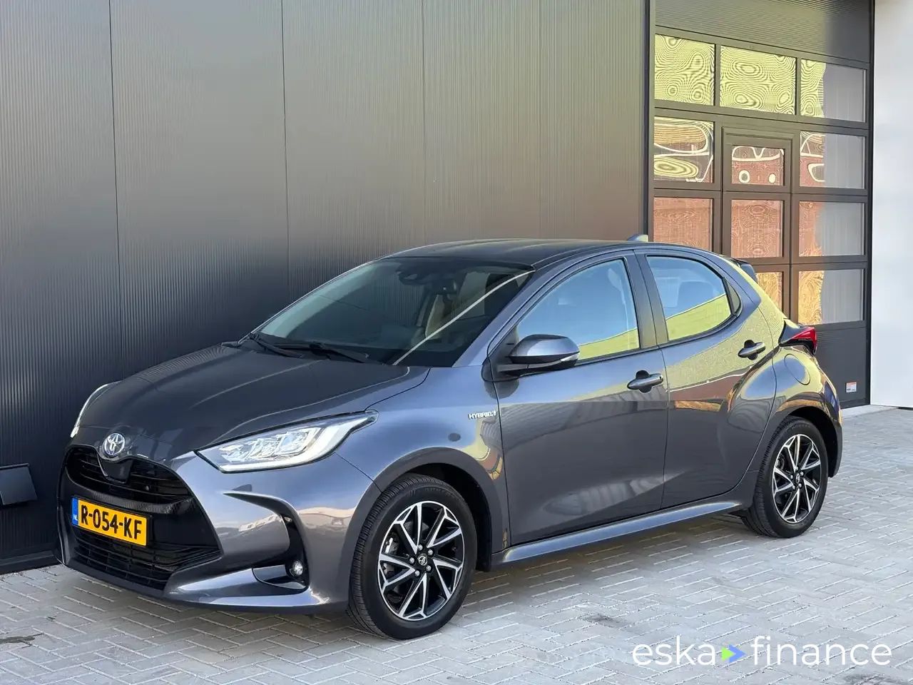 Leasing Hatchback Toyota Yaris 2021