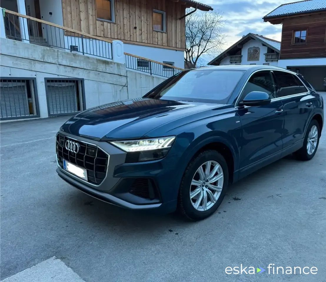 Leasing SUV Audi Q8 2019