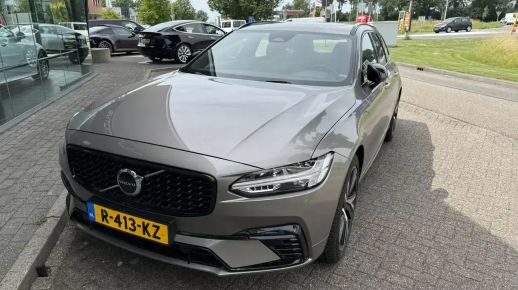 Volvo V90 2022