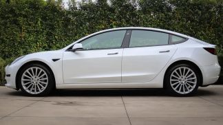 Finansowanie Sedan Tesla Model 3 2021