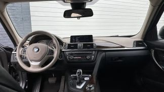 Lízing Sedan BMW 335 2012