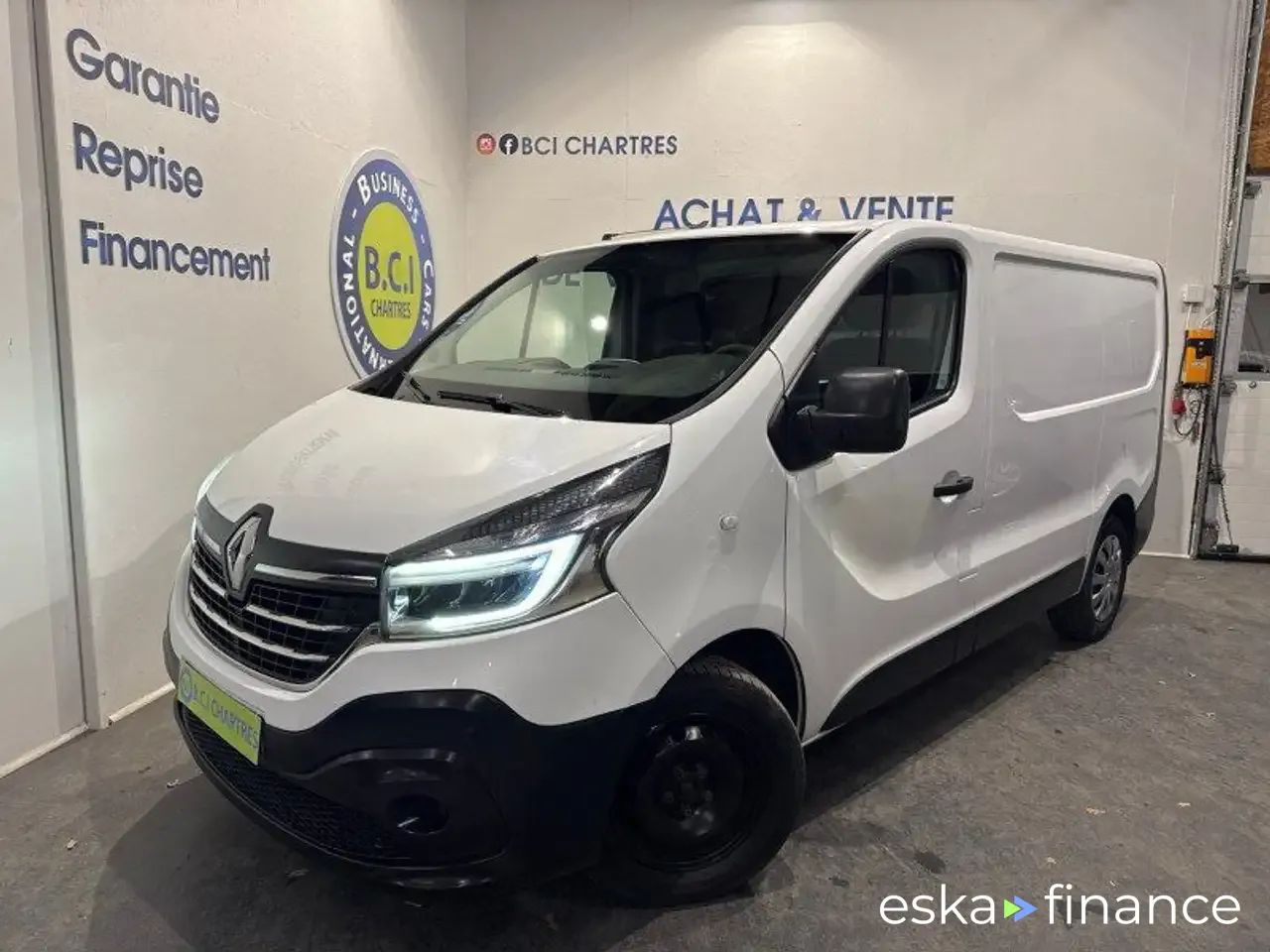 Finansowanie Van Renault Trafic 2019