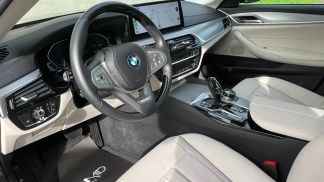 Financování Sedan BMW 530 2021