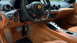 Financování Kupé Ferrari F12 2013