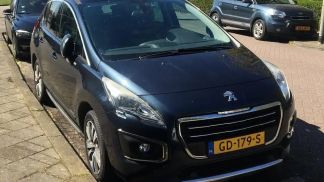 Lízing Hatchback Peugeot 3008 2015