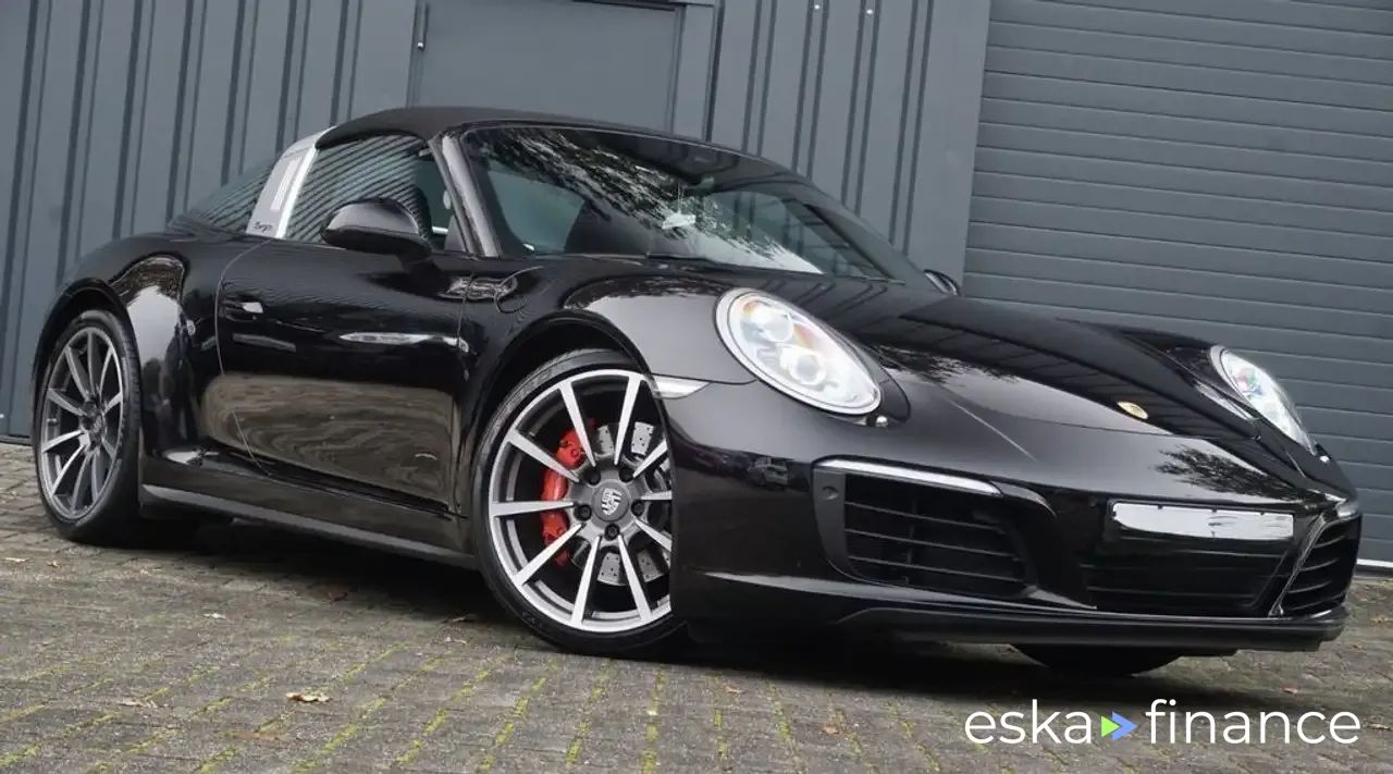 Lízing Kabriolet Porsche 911 2016