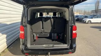 Lízing Hatchback Peugeot Traveller 2021