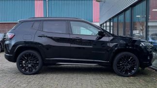 Financování Hatchback Jeep Compass 2022