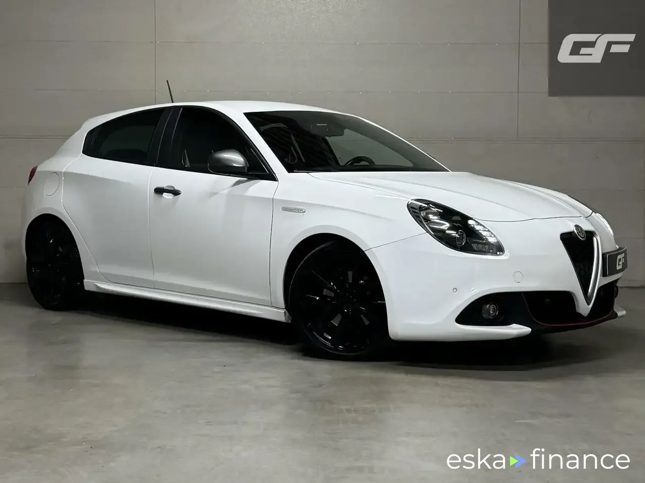 Lízing Hatchback Alfa Romeo Giulietta 2017