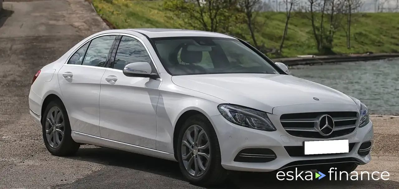 Leasing Sedan MERCEDES C 220 2015