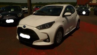 Lízing Sedan Toyota Yaris 2021