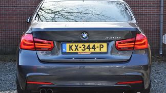 Lízing Sedan BMW 330 2016