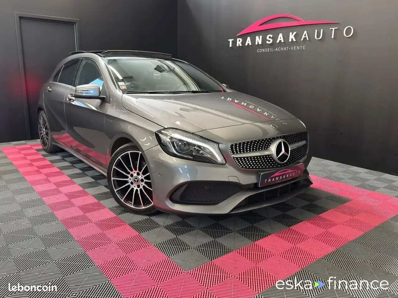 Lízing Sedan MERCEDES A 200 2017