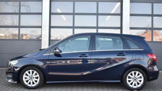 Lízing Hatchback MERCEDES B 180 2018