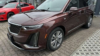 Financování SUV Cadillac XT6 2024