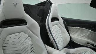 Finansowanie Zamienny Maserati MC20 2025