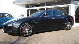 Lízing Sedan Maserati Ghibli 2016