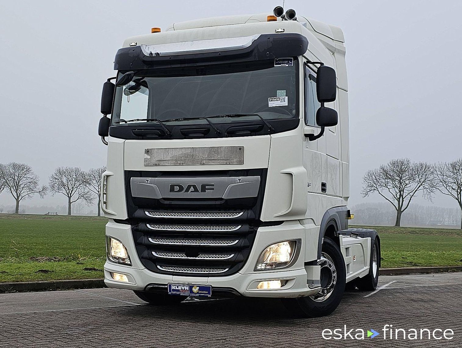 Leasing Tractor unit DAF XF 530 2019