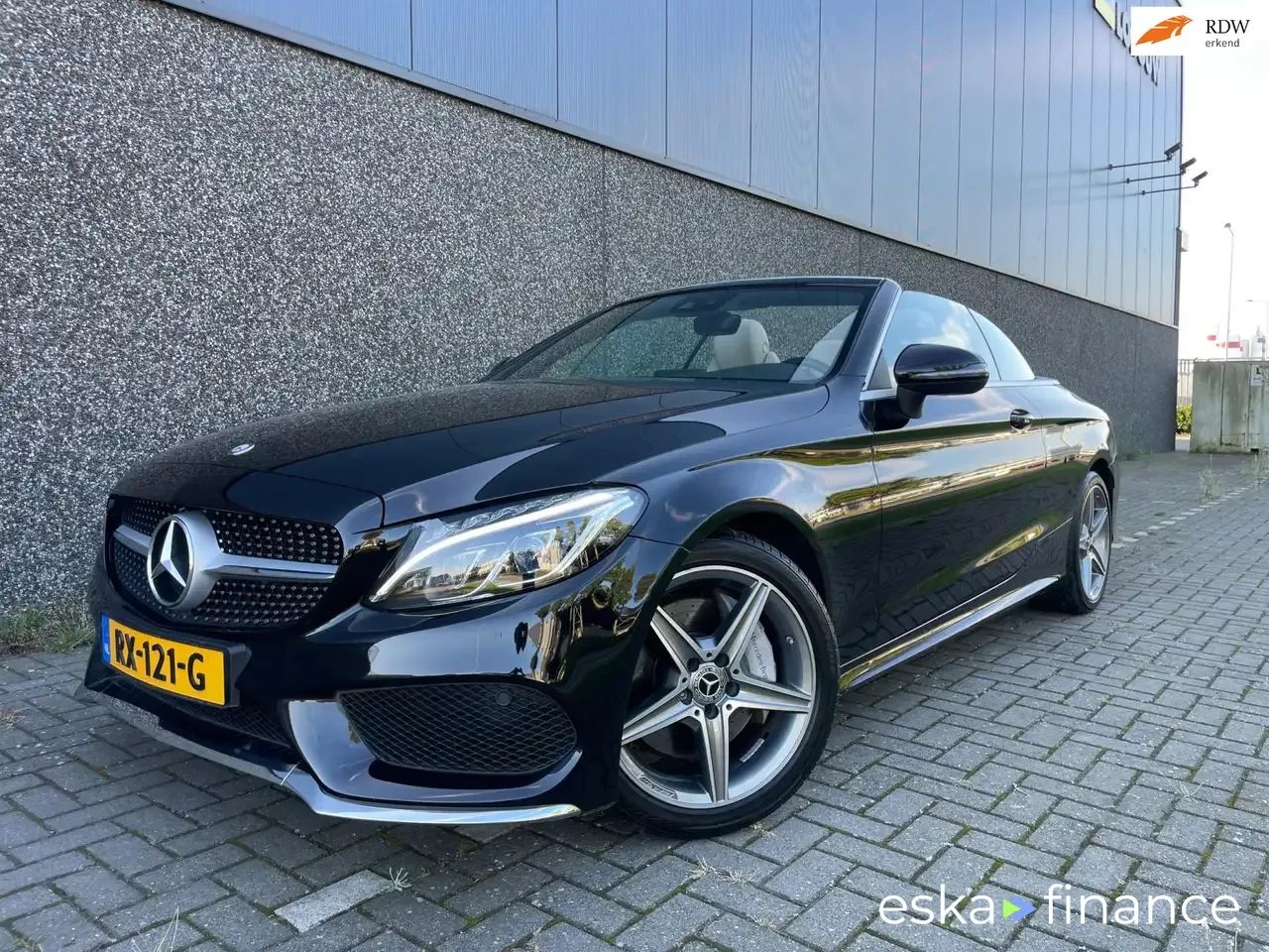 Finansowanie Zamienny MERCEDES C 300 2017
