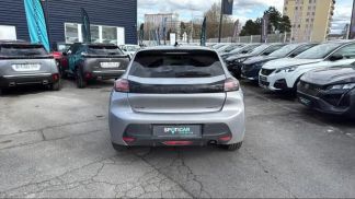 Financování Sedan Peugeot 208 2024