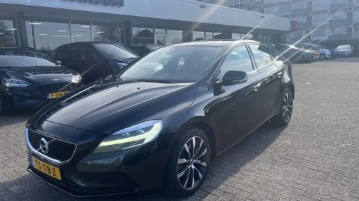 Volvo V40 2018