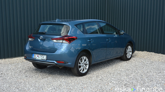 Hatchback Toyota Auris 2019