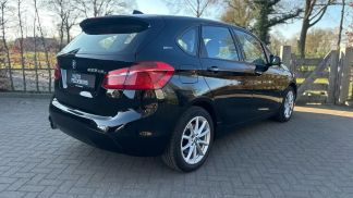 Lízing Hatchback BMW 225 2018