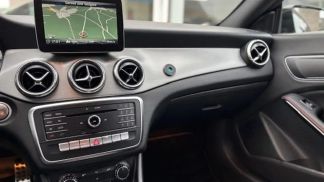 Lízing Sedan MERCEDES CLA 180 2019