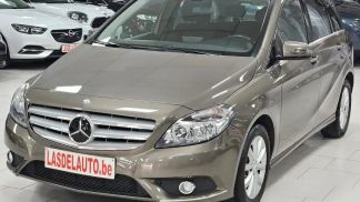 Financování Hatchback MERCEDES B 200 2013