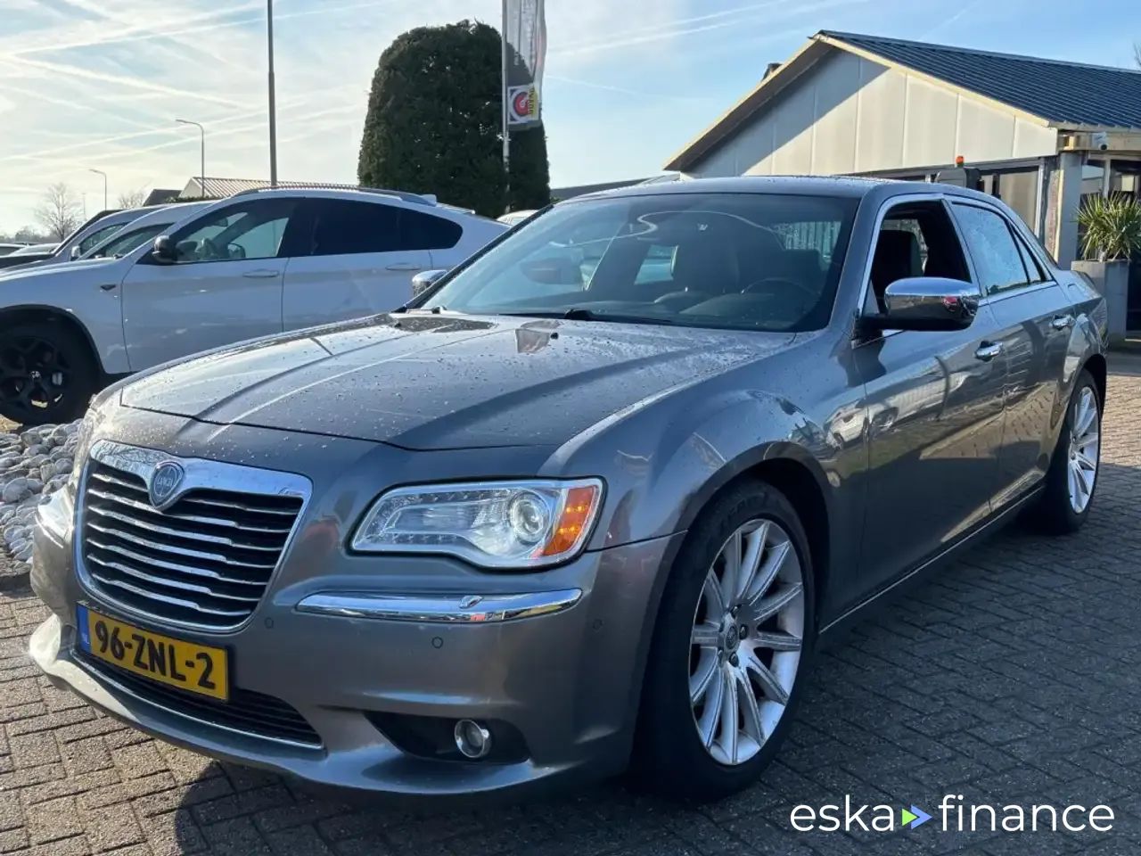 Leasing Sedan Lancia Thema 2013