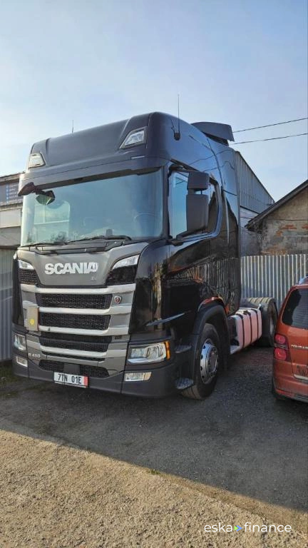 Tractor unit Scania R450 2018