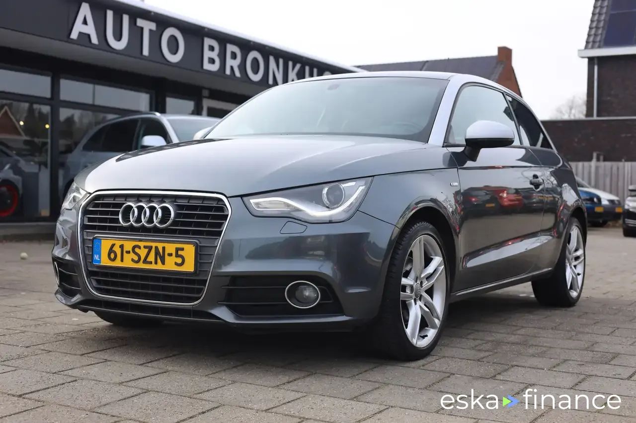 Financování Hatchback Audi A1 2011