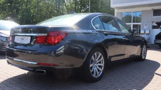 Finansowanie Sedan BMW 750 2013