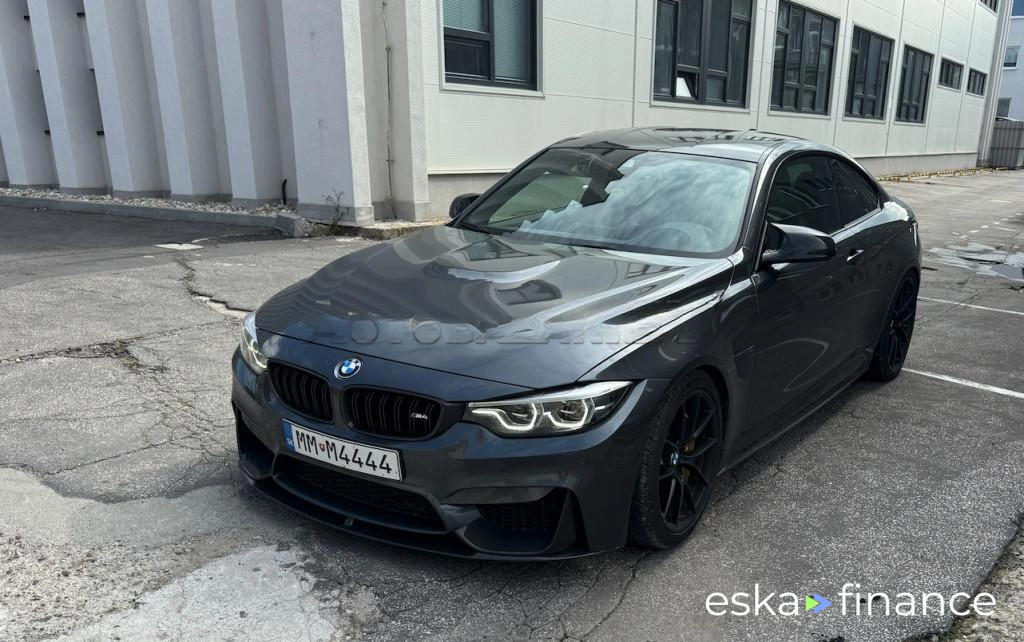 Lízing Kupé BMW M4 2019