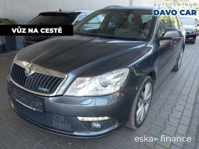 Wóz Skoda OCTAVIA COMBI 2011