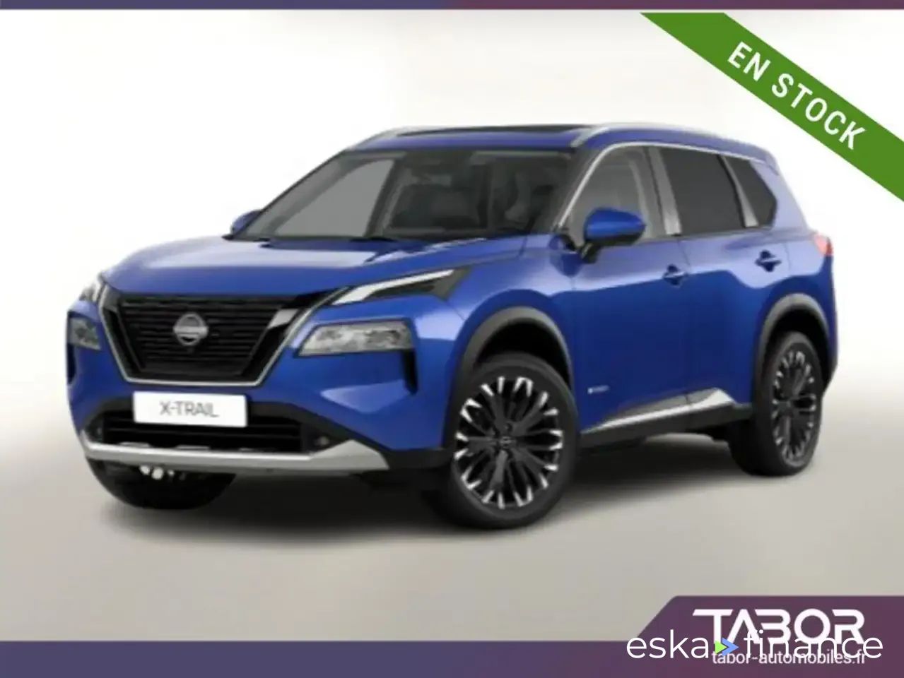 Leasing SUV Nissan X-Trail 2025