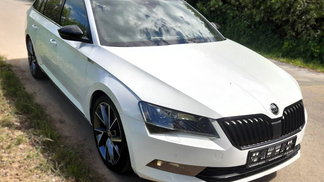 Finansowanie Wóz Skoda SUPERB COMBI 2017