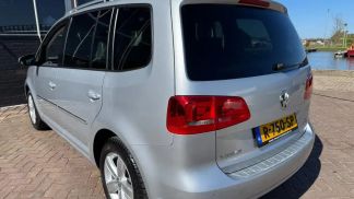 Lízing Hatchback Volkswagen Touran 2011