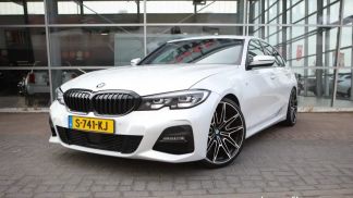 Finansowanie Sedan BMW 330 2021