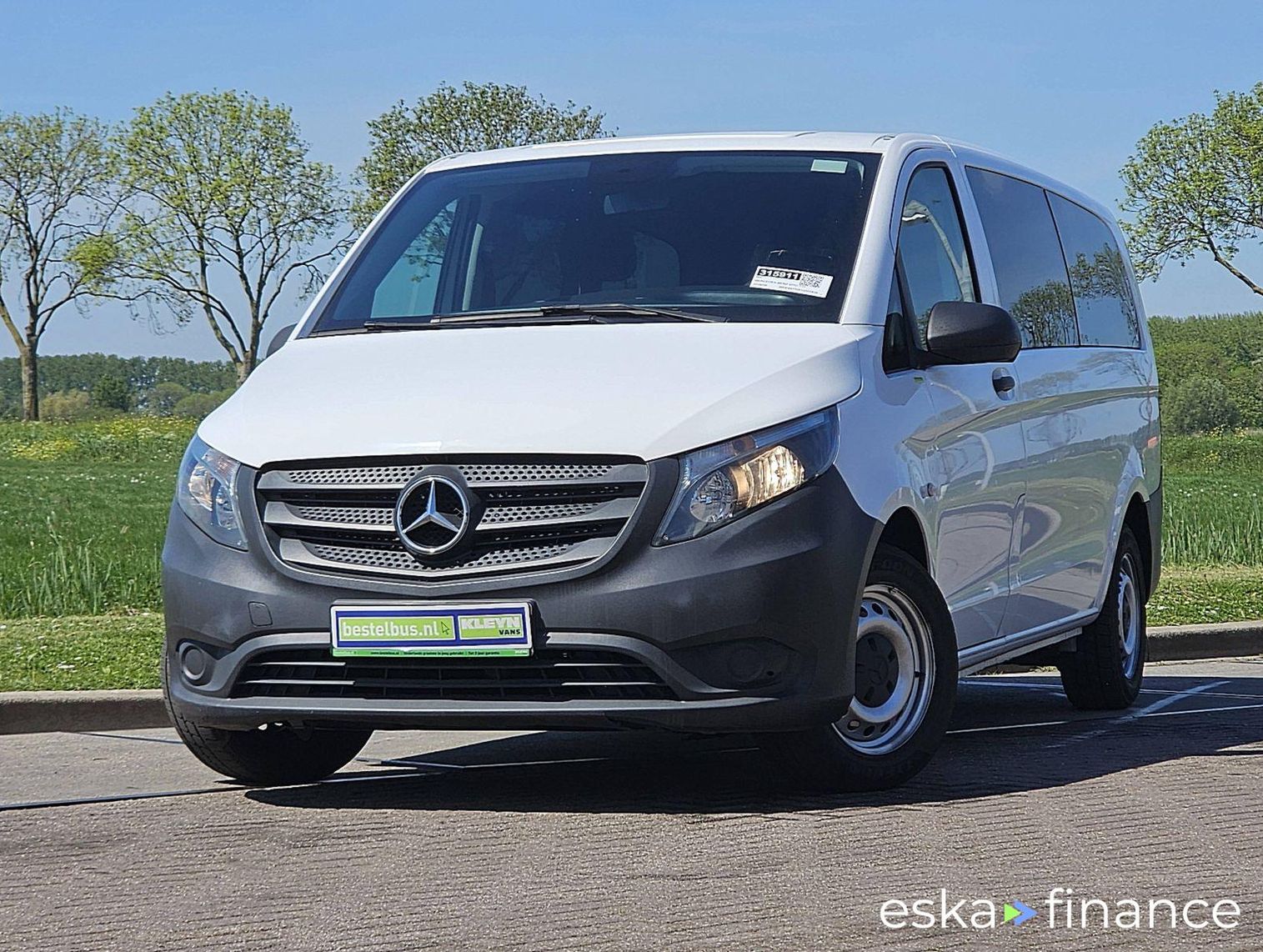Leasing Passenger transport Mercedes-Benz VITO 109 2016