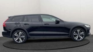 Lízing Sedan Volvo V60 Cross Country 2024