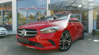 Hatchback MERCEDES B 180 2019