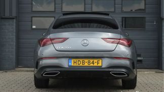 Lízing Sedan MERCEDES CLA 200 2024