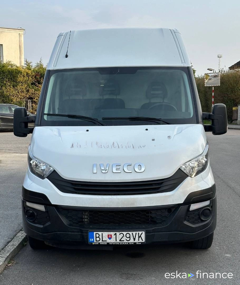 Van Iveco DAILY 2019