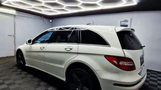 Lízing Hatchback MERCEDES R 350 2011