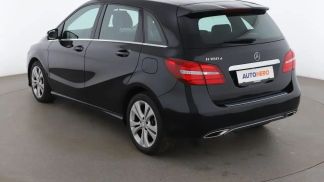 Lízing Hatchback MERCEDES B 180 2016