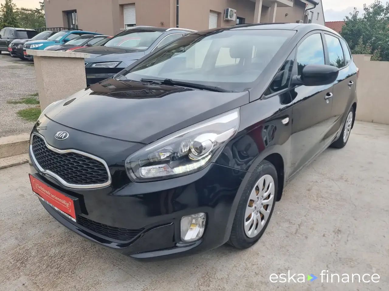 Financování Hatchback Kia Carens 2013