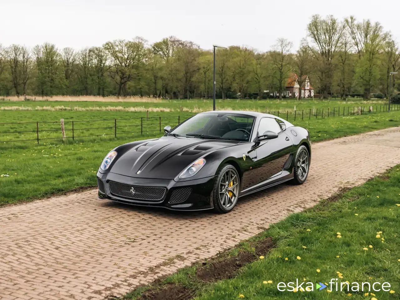 Financování Kupé Ferrari 599 2011