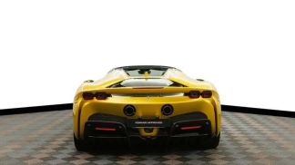 Lízing Kabriolet Ferrari SF90 SPIDER 2022